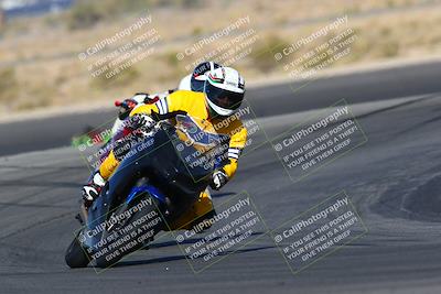 media/May-15-2022-SoCal Trackdays (Sun) [[33a09aef31]]/Turn 11 (820am)/